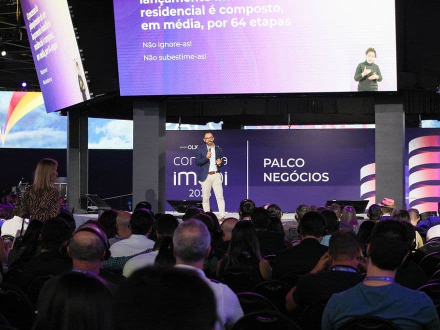 corretor palestrando